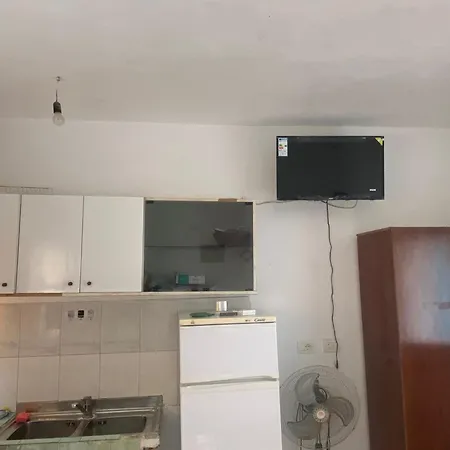 Prázdninový dům Gjoka *